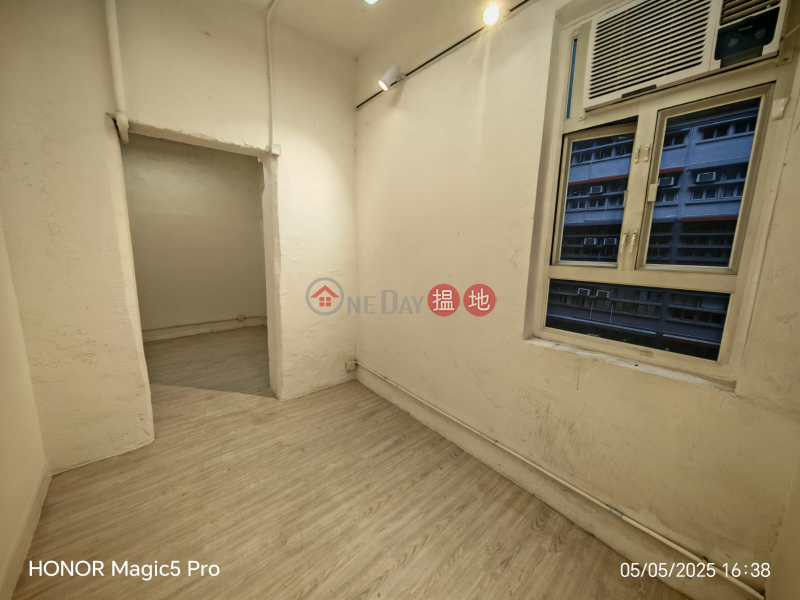 德信工業大廈-中層工業大廈-出租樓盤-HK$ 13,800/ 月
