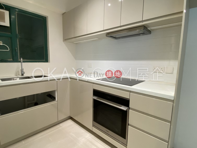 Generous 2 bedroom on high floor with balcony | For Sale 1 Chianti Drive | Lantau Island, Hong Kong | Sales | HK$ 8.4M