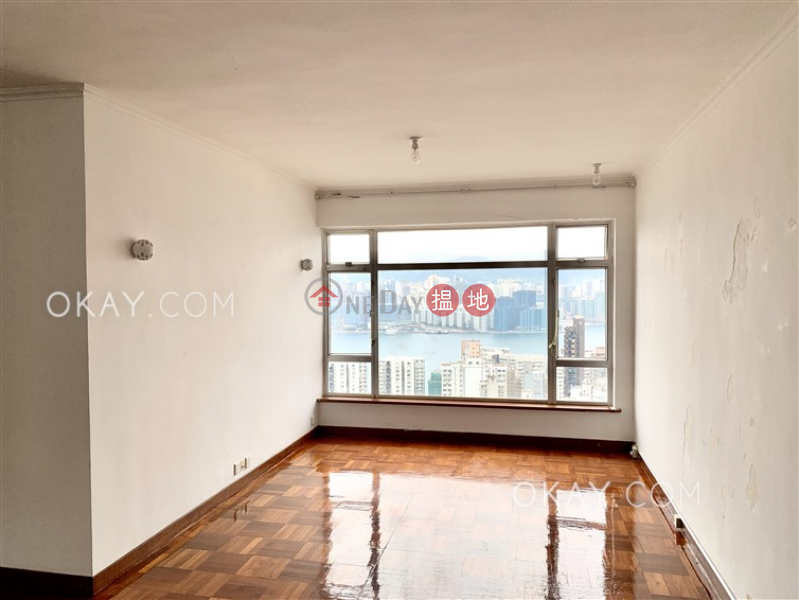 HK$ 50,000/ month | Block A Coral Court Eastern District, Nicely kept 3 bed on high floor with harbour views | Rental