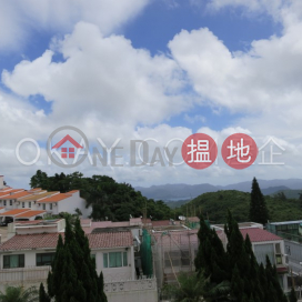Luxurious house with sea views & parking | For Sale