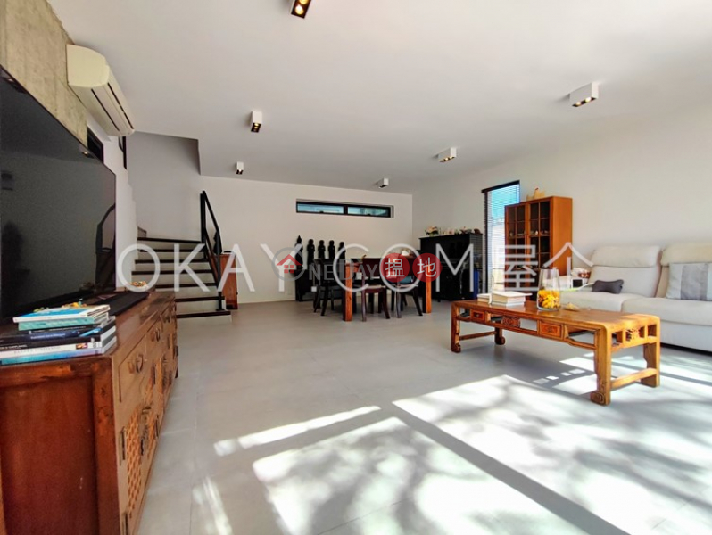 HK$ 13.88M, She Shan Tsuen Tai Po District | Stylish house with rooftop & balcony | For Sale
