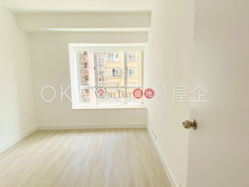 HK$ 38,000/ month | The Fortune Gardens, Western District | Charming 3 bedroom with parking | Rental