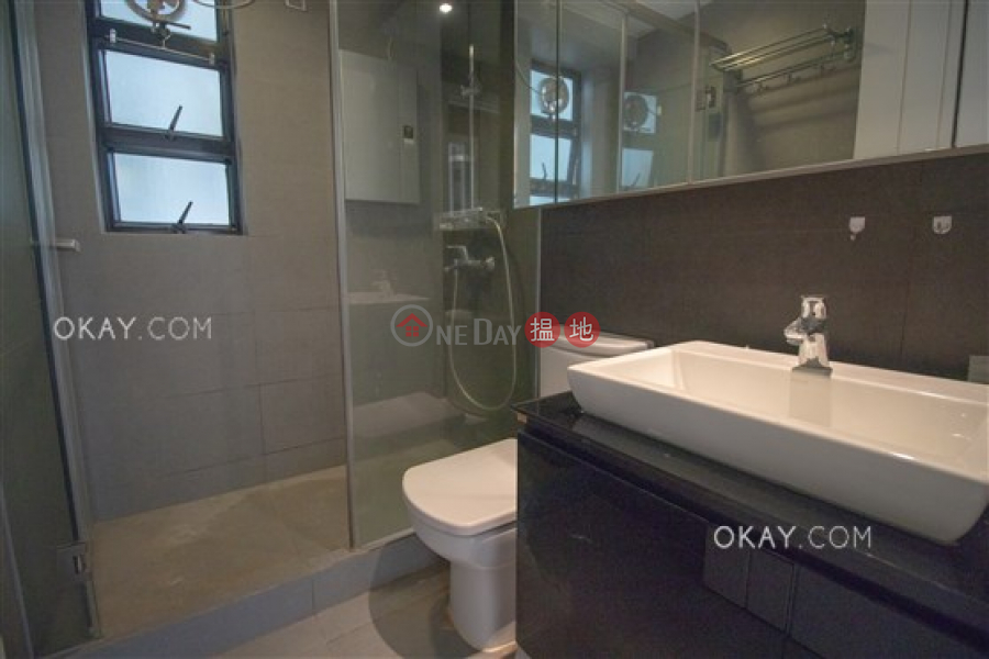 HK$ 38,000/ 月駿豪閣-西區-2房2廁,實用率高《駿豪閣出租單位》
