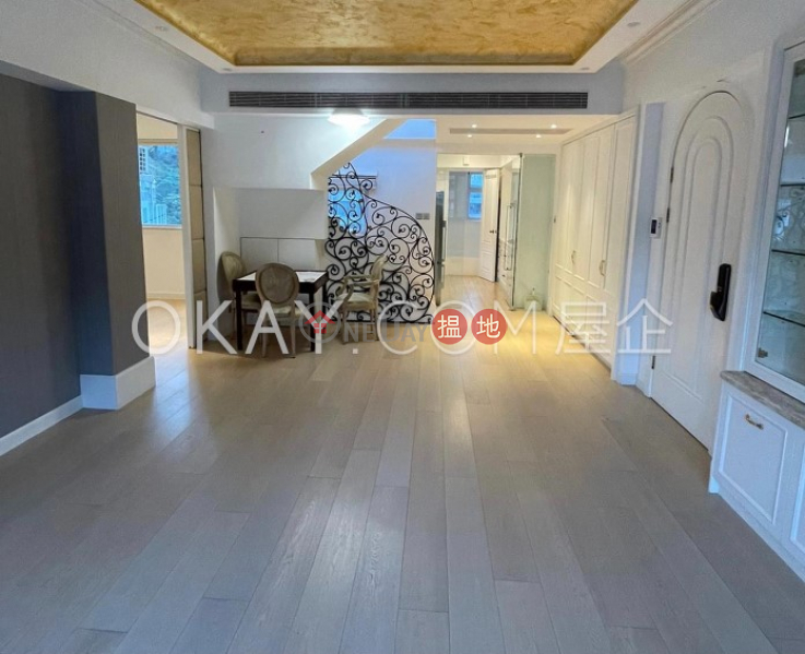 Property Search Hong Kong | OneDay | Residential | Sales Listings, Lovely 2 bedroom on high floor with rooftop & balcony | For Sale