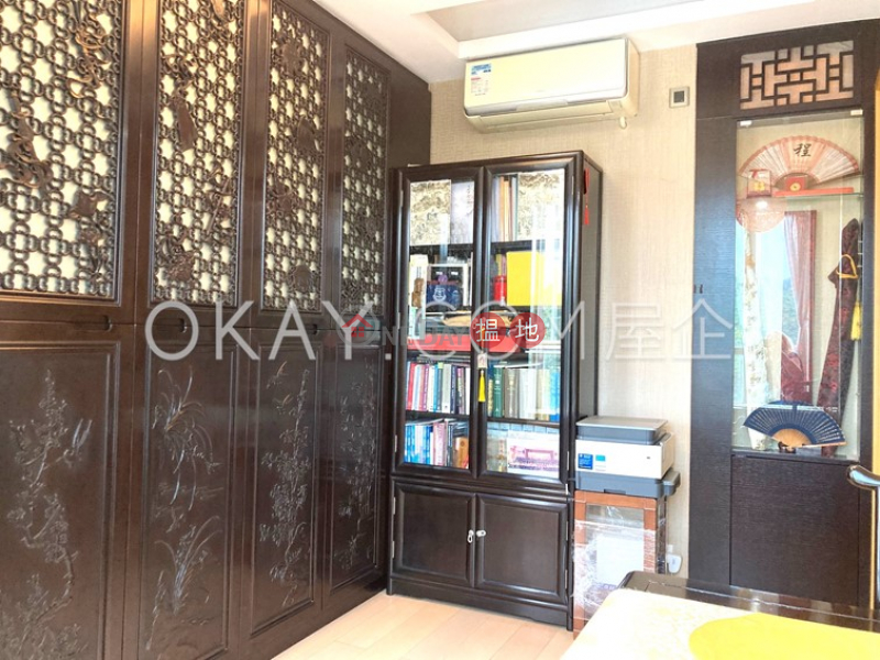 Property Search Hong Kong | OneDay | Residential | Sales Listings, Elegant 1 bedroom on high floor with balcony | For Sale