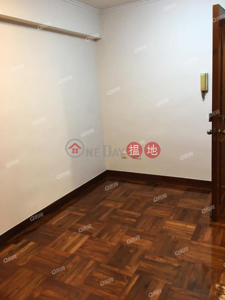 Kennedy Town Centre | 3 bedroom Low Floor Flat for Rent 38 Kennedy Town Praya | Western District Hong Kong Rental | HK$ 29,700/ month