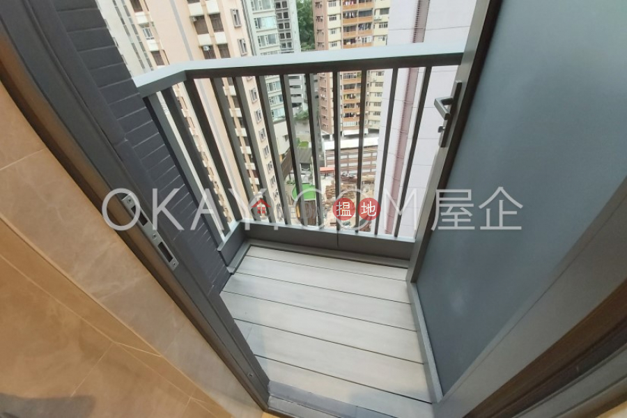 HK$ 25,000/ 月摩羅廟街8號-西區1房1廁,連租約發售,露台摩羅廟街8號出租單位