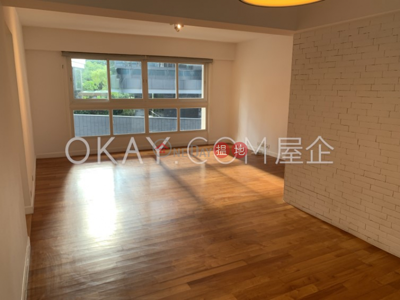 Tasteful 3 bedroom with parking | Rental, Greenview Gardens 景翠園 Rental Listings | Western District (OKAY-R49172)