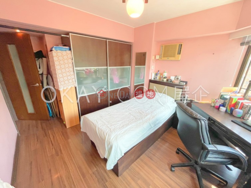 Stylish 3 bedroom with parking | For Sale | Regal Court 麗豪閣 Sales Listings
