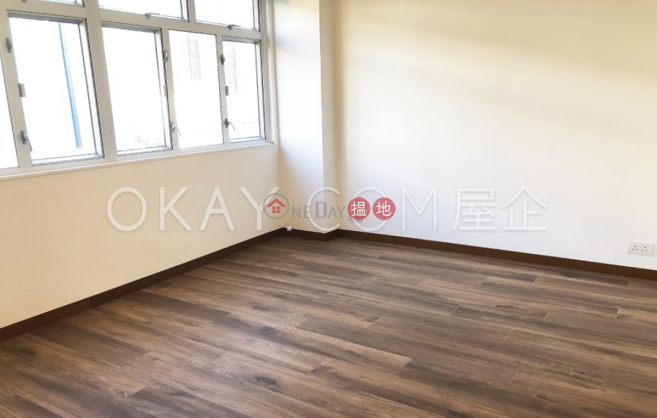 HK$ 50,000/ month | Perth Apartments, Kowloon City, Elegant 3 bedroom on high floor with balcony & parking | Rental