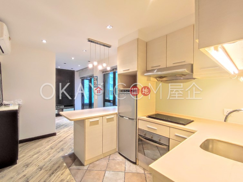 HK$ 10.5M | Bella Vista | Western District, Lovely 1 bedroom with terrace | For Sale