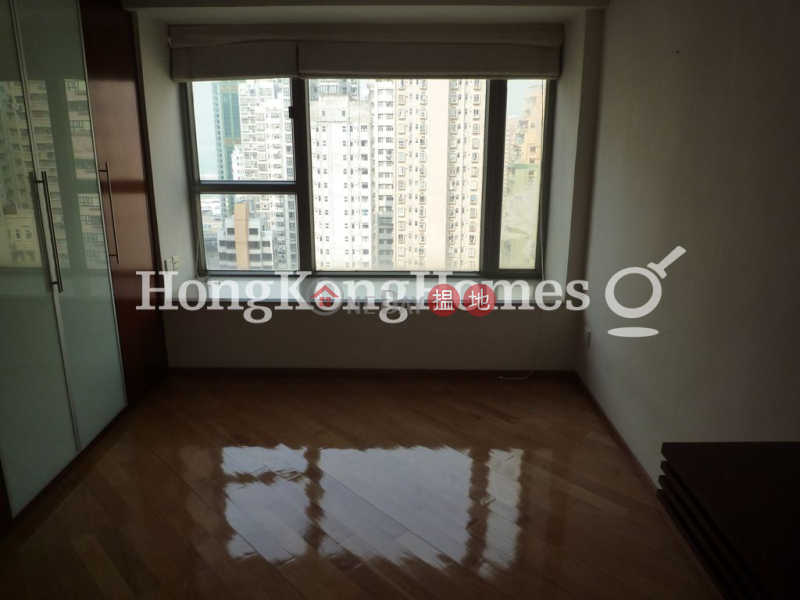 3 Bedroom Family Unit for Rent at Hilary Court 63G Bonham Road | Western District Hong Kong | Rental, HK$ 32,000/ month