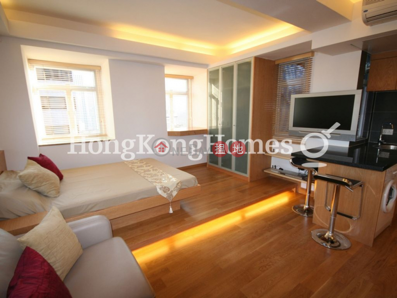 Property Search Hong Kong | OneDay | Residential Rental Listings | Studio Unit for Rent at Hing Bong Mansion