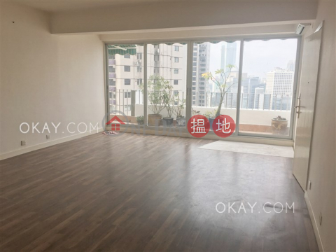 Luxurious 3 bed on high floor with rooftop & terrace | Rental | Wing Hong Mansion 永康大廈 _0