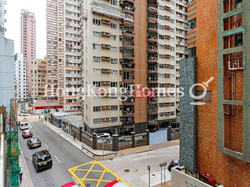 Property Search Hong Kong | OneDay | Residential | Rental Listings | 3 Bedroom Family Unit for Rent at Grand Court