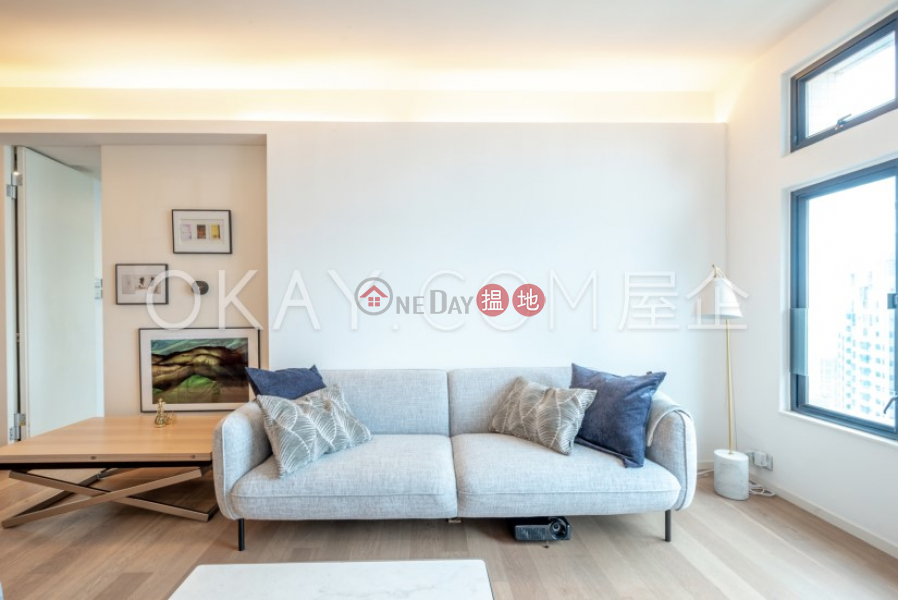 Property Search Hong Kong | OneDay | Residential, Sales Listings | Efficient 3 bedroom on high floor with harbour views | For Sale
