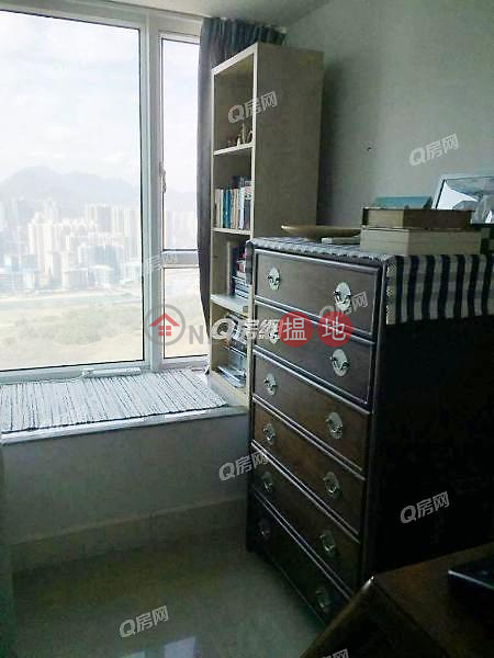Property Search Hong Kong | OneDay | Residential | Sales Listings, Whistler ( Tower 6 - R Wing) Phase 1 The Capitol Lohas Park | 3 bedroom High Floor Flat for Sale
