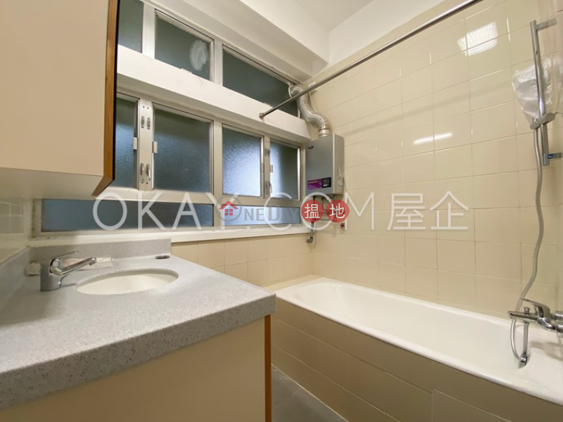 HK$ 90,200/ month | Cloudridge, Quarters | Central District Lovely 3 bedroom with balcony | Rental