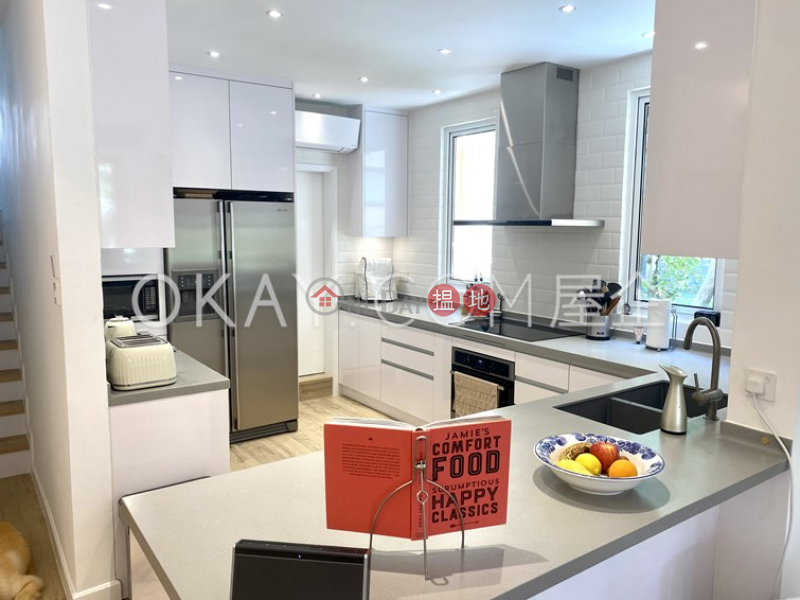 Property Search Hong Kong | OneDay | Residential, Sales Listings | Lovely 5 bedroom on high floor with balcony | For Sale