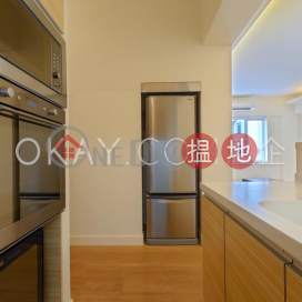Charming 2 bedroom on high floor with parking | Rental | Shan Kwong Court 山光樓 _0