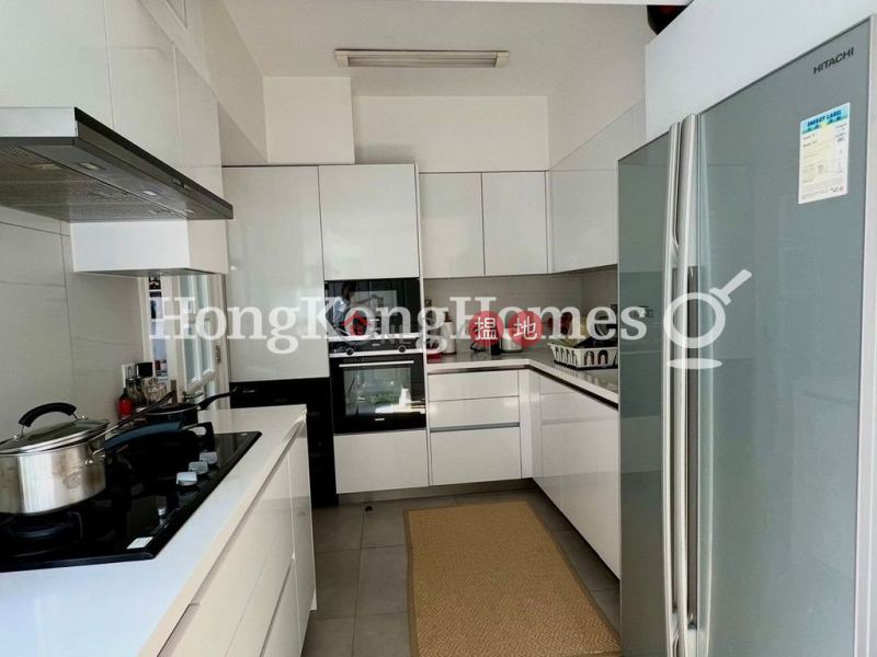 HK$ 38M | Rose Court Wan Chai District 3 Bedroom Family Unit at Rose Court | For Sale