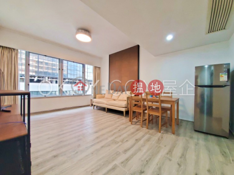 Popular 1 bedroom in Wan Chai | For Sale, Convention Plaza Apartments 會展中心會景閣 | Wan Chai District (OKAY-S20734)_0