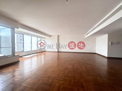 Gorgeous 4 bedroom on high floor with parking | For Sale | Tregunter 地利根德閣 _0