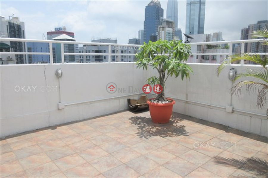 Tasteful 1 bedroom on high floor with rooftop | Rental | Kee On Building 祺安大廈 Rental Listings