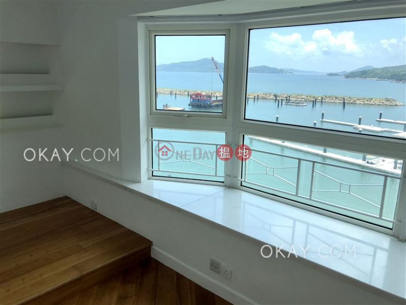 HK$ 24M, Discovery Bay, Phase 4 Peninsula Vl Coastline, 28 Discovery Road | Lantau Island | Efficient 5 bed on high floor with sea views & rooftop | For Sale