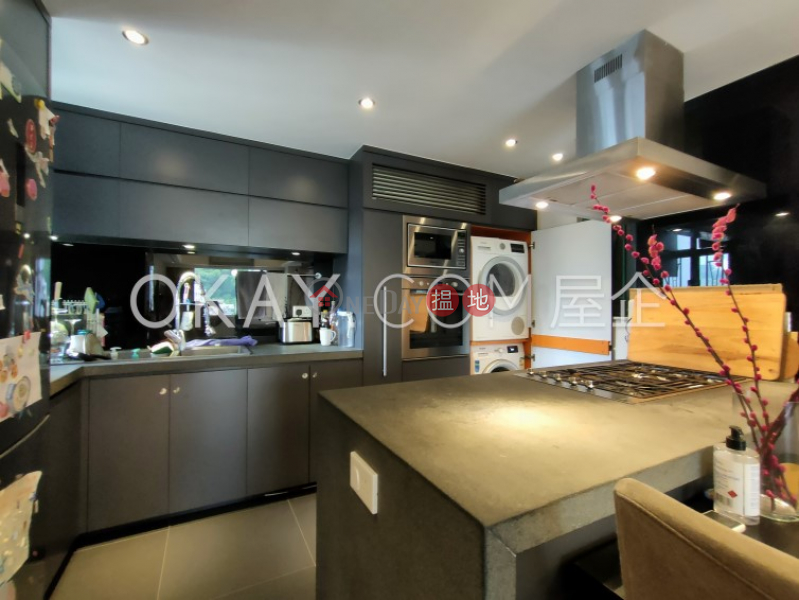 Charming 2 bedroom in Wan Chai | For Sale | Yue King Building 愉景樓 Sales Listings