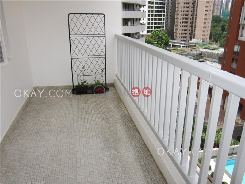 Efficient 3 bedroom with balcony | Rental | Donnell Court - No.52 端納大廈 - 52號 Rental Listings