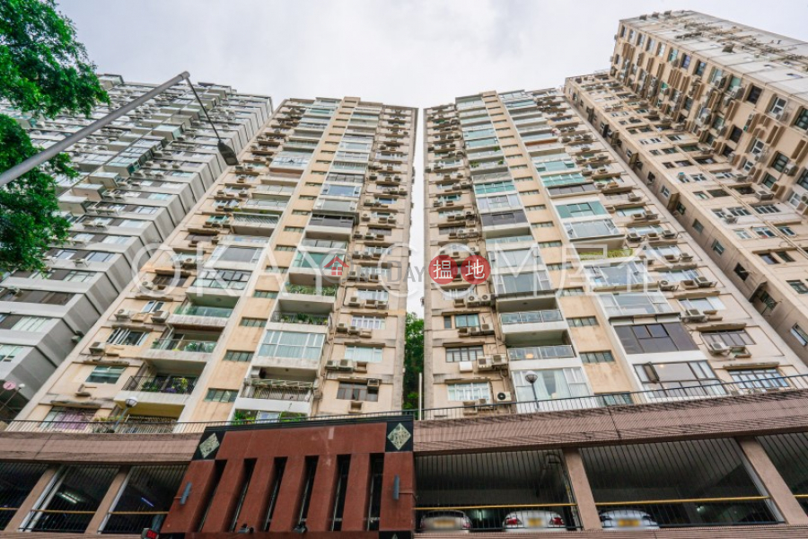 Unique 3 bedroom with parking | For Sale, Swiss Towers 瑞士花園 Sales Listings | Wan Chai District (OKAY-S119421)