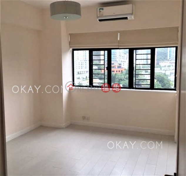 HK$ 80,000/ month | Repulse Bay Garden | Southern District Lovely 3 bedroom with sea views, balcony | Rental