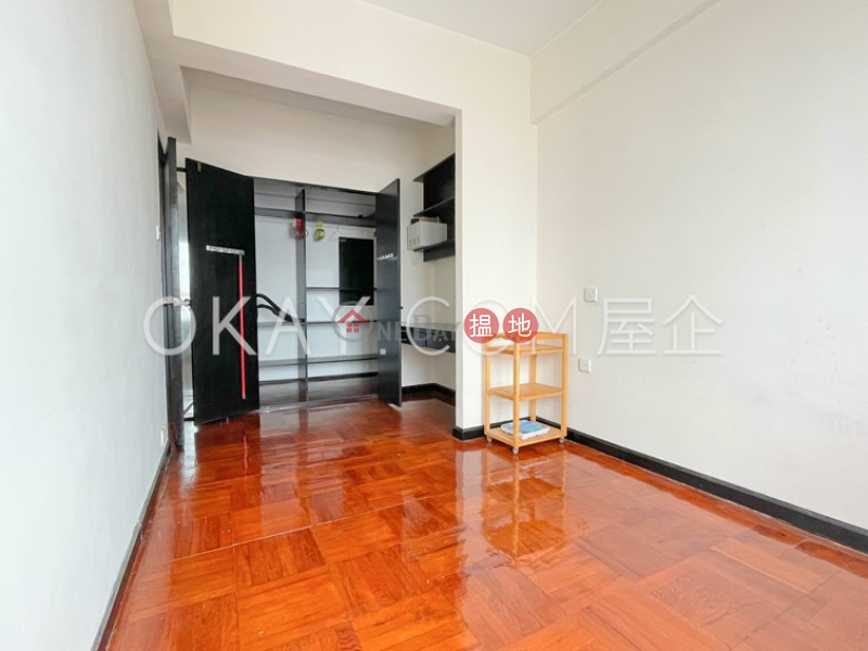 Unique 1 bedroom in Causeway Bay | Rental | Hoi Deen Court 海殿大廈 Rental Listings