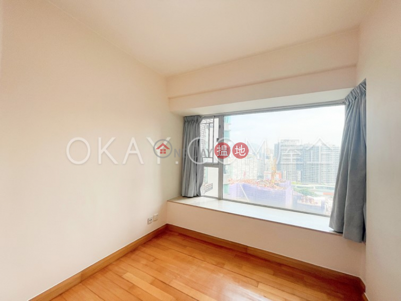 Charming 3 bedroom in Kowloon Station | Rental | The Waterfront Phase 1 Tower 2 漾日居1期2座 Rental Listings