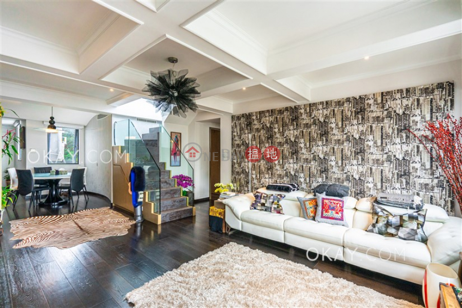 Property Search Hong Kong | OneDay | Residential, Sales Listings Luxurious 3 bed on high floor with rooftop & parking | For Sale