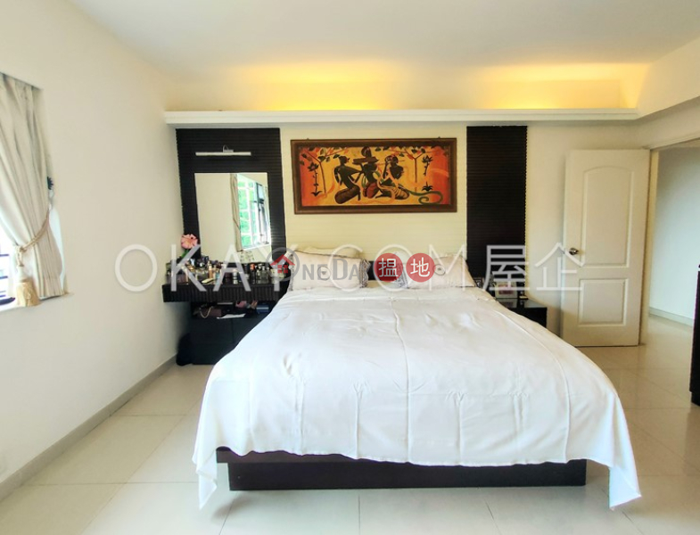 HK$ 89,000/ month, Block 45-48 Baguio Villa Western District, Efficient 4 bedroom with balcony & parking | Rental