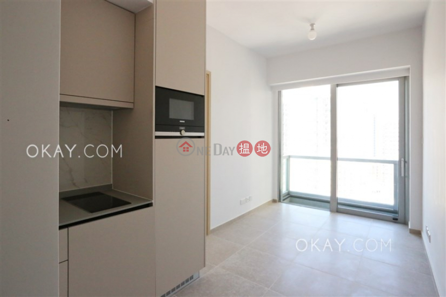Generous 1 bedroom on high floor with balcony | Rental | Resiglow Pokfulam RESIGLOW薄扶林 Rental Listings