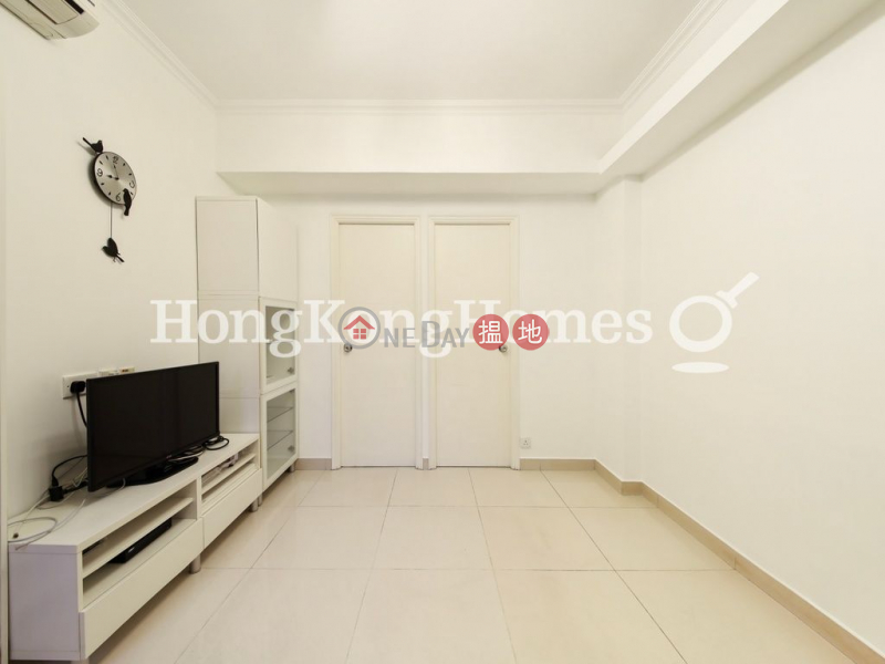 3 Bedroom Family Unit for Rent at 50-52 Morrison Hill Road 50-52 Morrison Hill Road | Wan Chai District | Hong Kong Rental, HK$ 19,000/ month