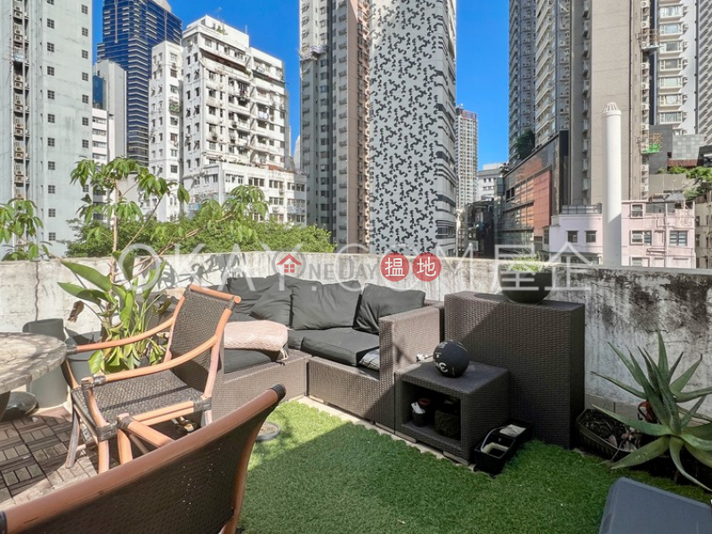 Property Search Hong Kong | OneDay | Residential Sales Listings | Intimate 1 bedroom on high floor with rooftop | For Sale