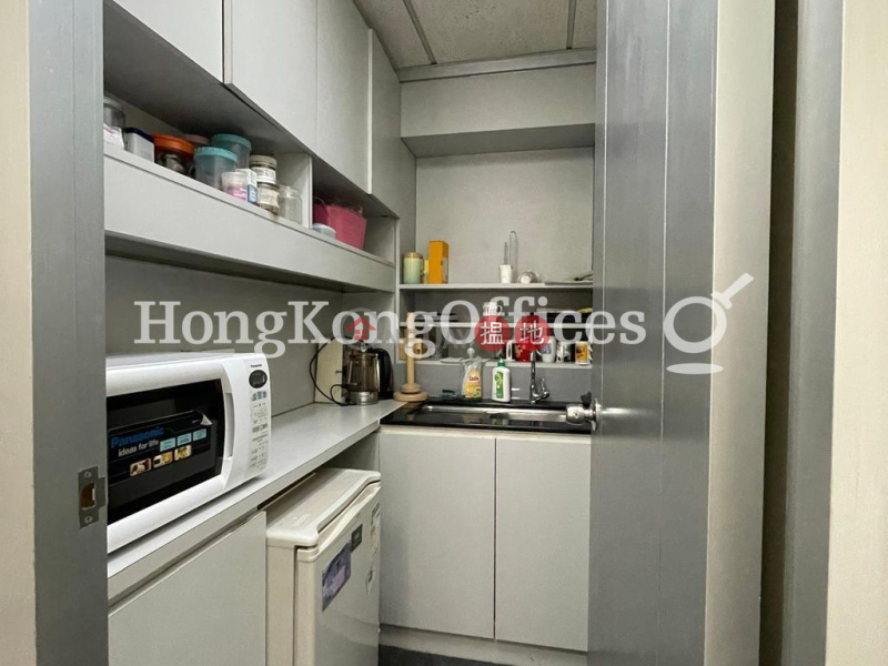HK$ 104,760/ month | Lippo Leighton Tower, Wan Chai District | Office Unit for Rent at Lippo Leighton Tower