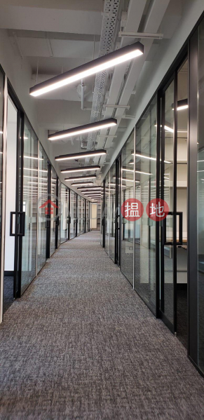 Professional office space located in the heart of Wan Chai, with modern fully-fitted décor | Wu Chung House 胡忠大廈 Rental Listings