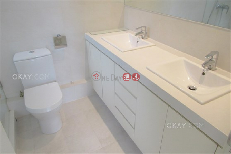 HK$ 80,000/ month Brewin Court Central District, Stylish 4 bedroom on high floor with balcony & parking | Rental