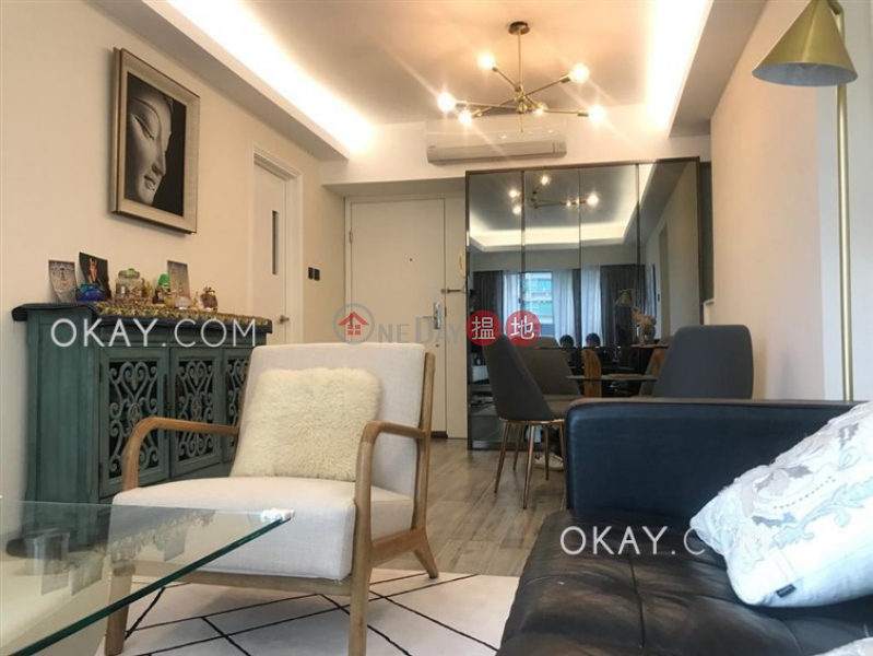Popular 2 bedroom in Kowloon Station | For Sale | The Waterfront Phase 2 Tower 7 漾日居2期7座 Sales Listings