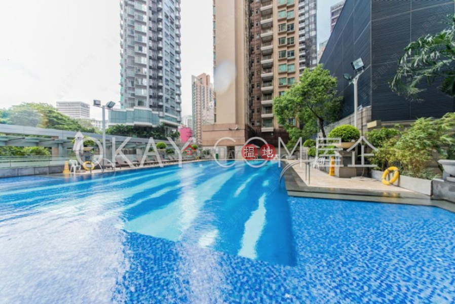Practical 2 bedroom with balcony | Rental | The Zenith Phase 1, Block 3 尚翹峰1期3座 Rental Listings