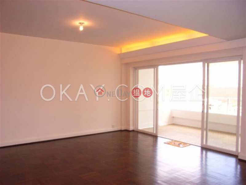 Efficient 3 bedroom with balcony & parking | Rental | Pine Court Block A-F 翠峰園A-F座 Rental Listings