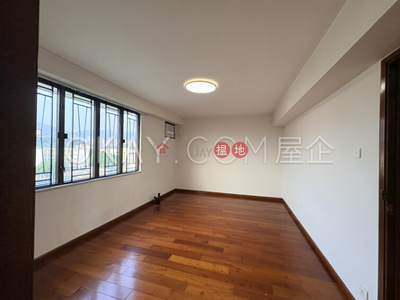 香港搵樓|租樓|二手盤|買樓| 搵地 | 住宅出售樓盤3房2廁,極高層,連車位,露台根德閣 3座出售單位