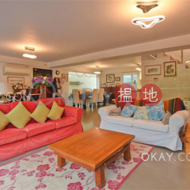 Lovely house with rooftop, terrace & balcony | For Sale | Tai Au Mun 大坳門 _0