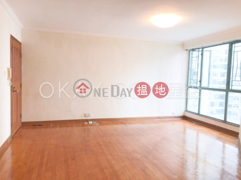 Nicely kept 3 bedroom with sea views | For Sale | Goldwin Heights 高雲臺 _0