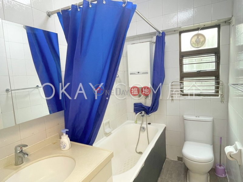 HK$ 25,000/ month Bowie Court | Western District Lovely 3 bedroom in Western District | Rental